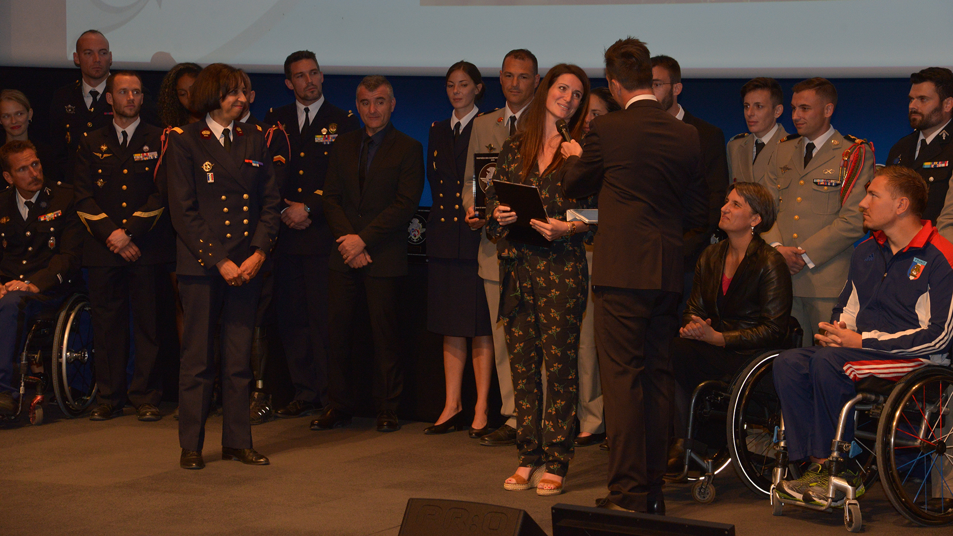 ENSTA Bretagne : Remise du trophée « Blessés militaires » à la délégation française qui défendra les couleurs de la France aux Invictus Games à Sydney