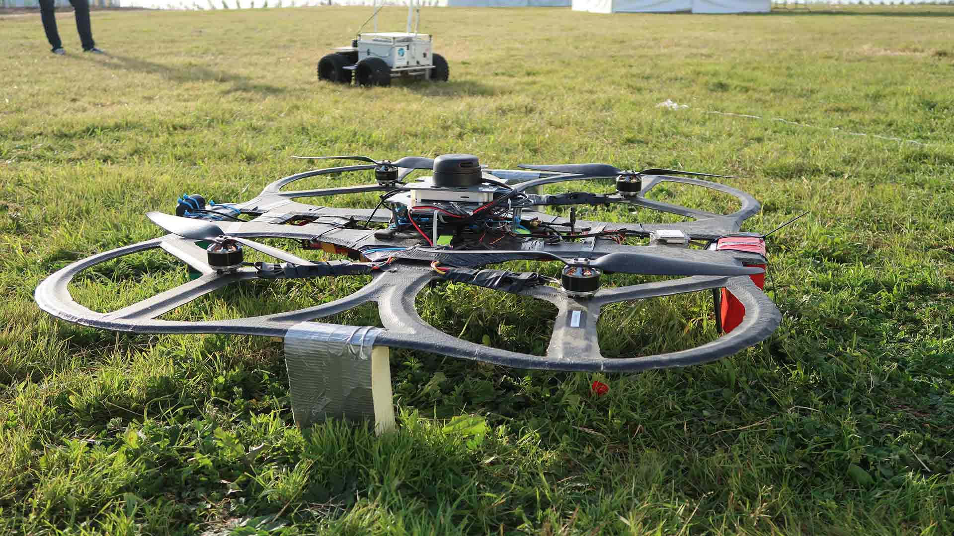 ENSTA Bretagne : robots terrestres et aériens utilisés lors du concours ERL Emergency 2019