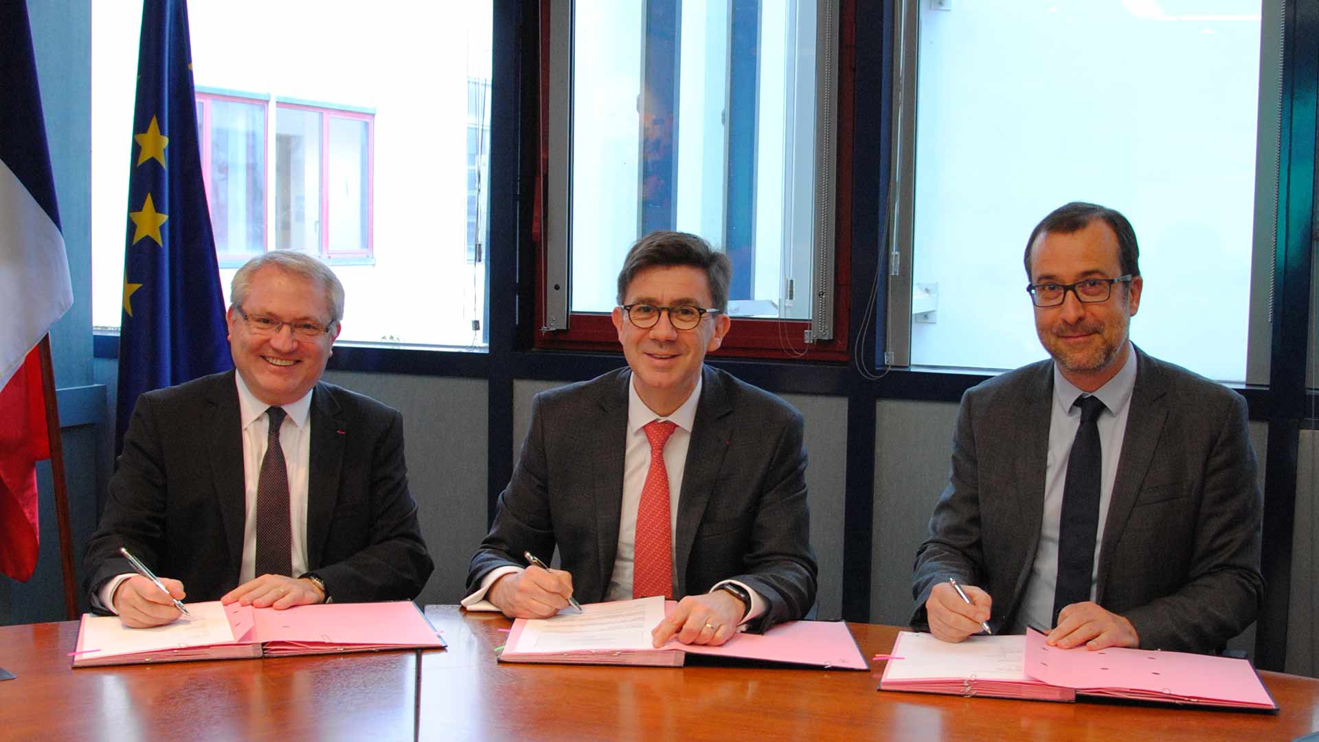 ENSTA Bretagne : Signature de la Chaire Transnum qui associe Thales, ENSTA Bretagne et ISEN Yncréa Ouest