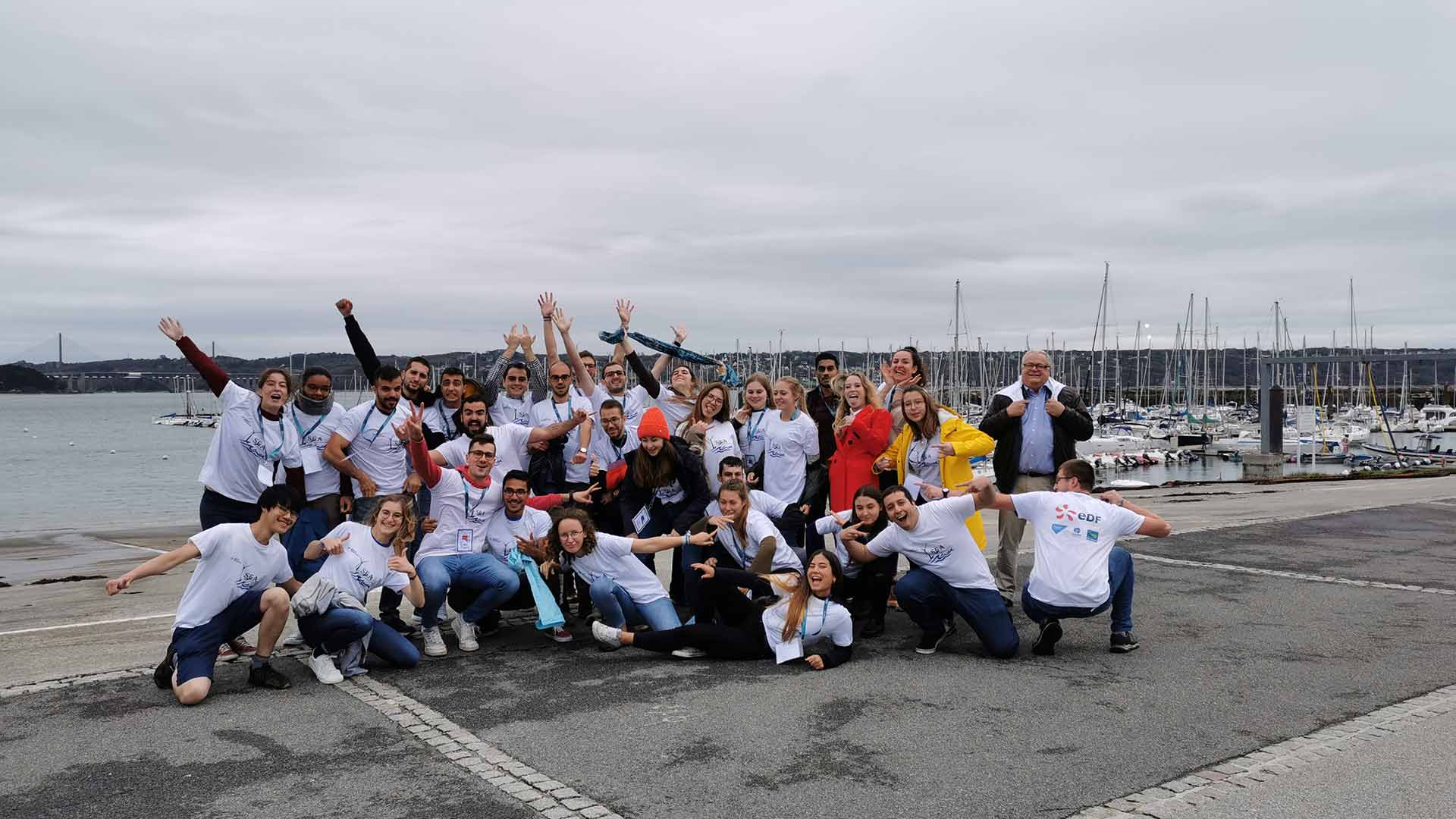 ENSTA Bretagne : accueil d'un groupe d'étudiants européens lors d'une semaine de cours sur les énergies marines renouvelables organisée par BEST ENSTA Bretagne