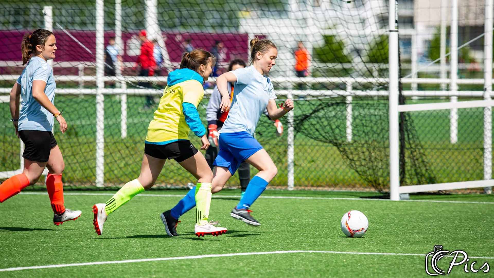 ENSTA Bretagne ; Equipe féminine de football