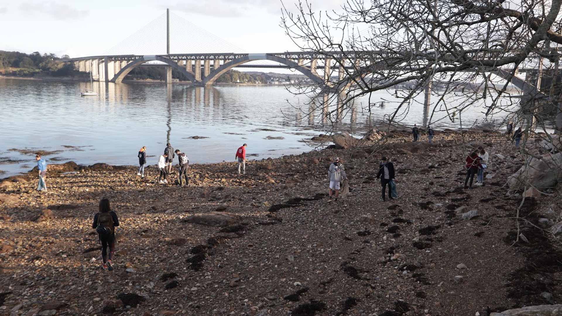 ENSTA Bretagne : ENCATUS nettoyage de plage