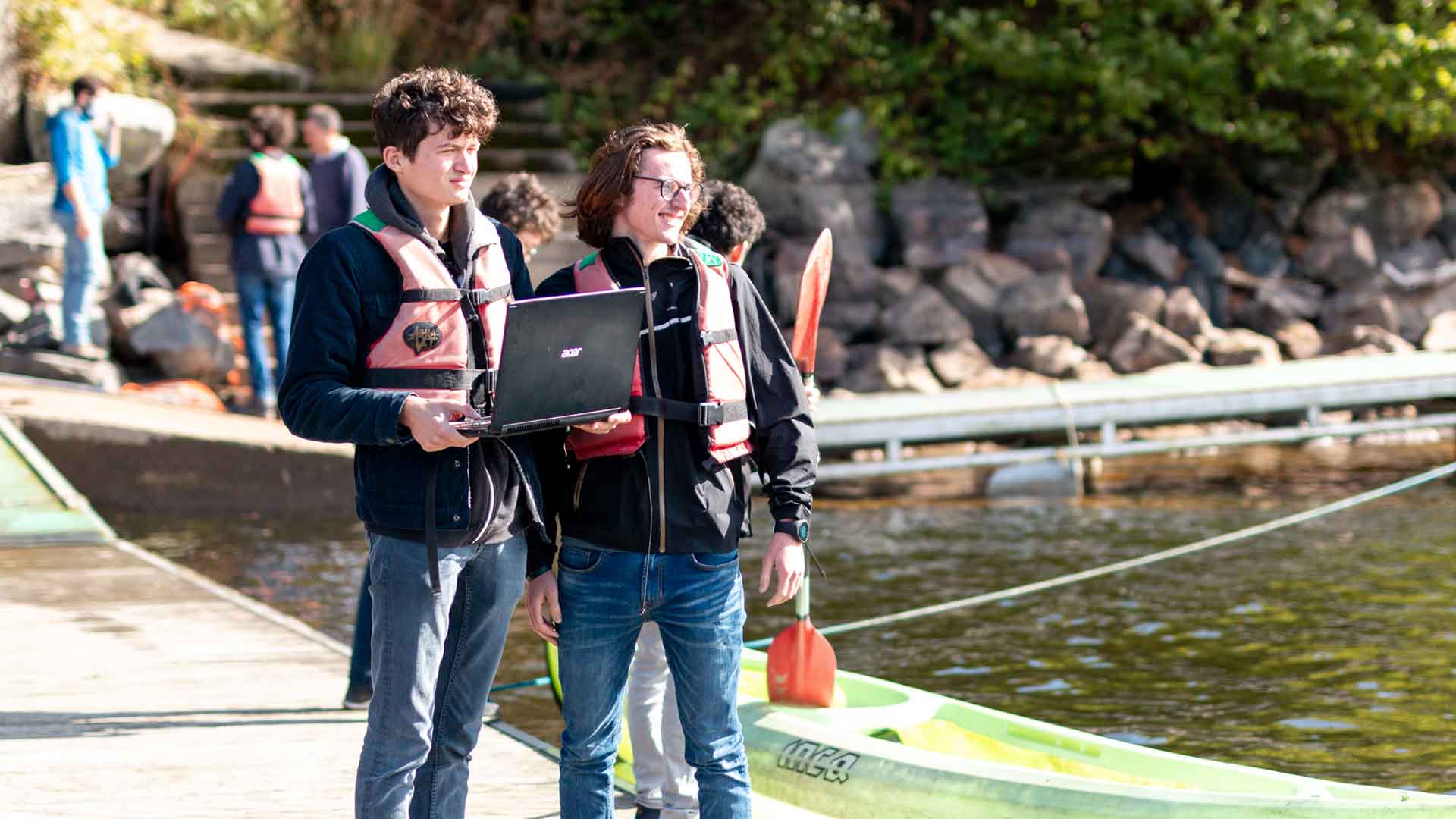 ENSTA Bretagne : projet de robotique autonome sur le la de Guerlédan