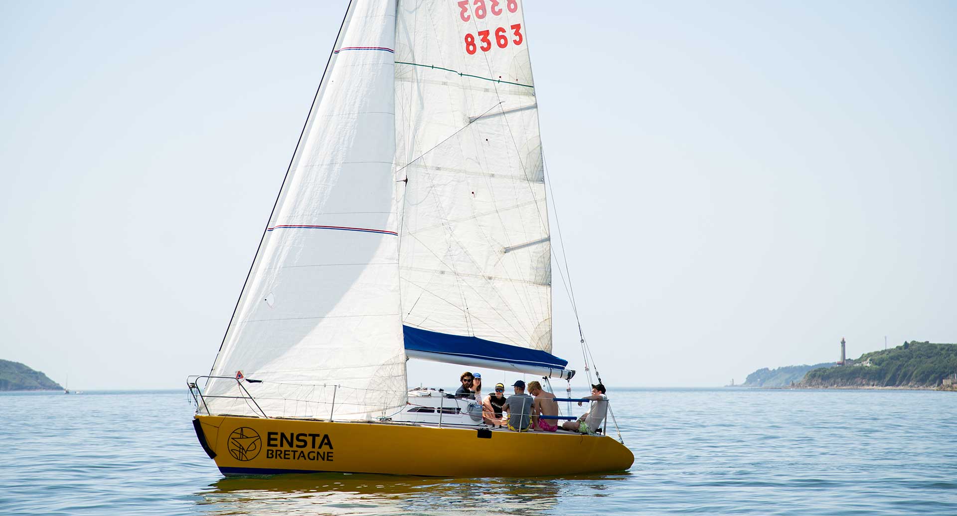 ENSTA Bretagne : Navigation sur le voilier Ar Reder Mor de l'ENSTA Bretagne