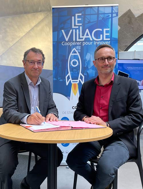 ENSTA Bretagne : signature d'une convention avec le Village by CA par Bruno Gruselle et Yvon Tanne