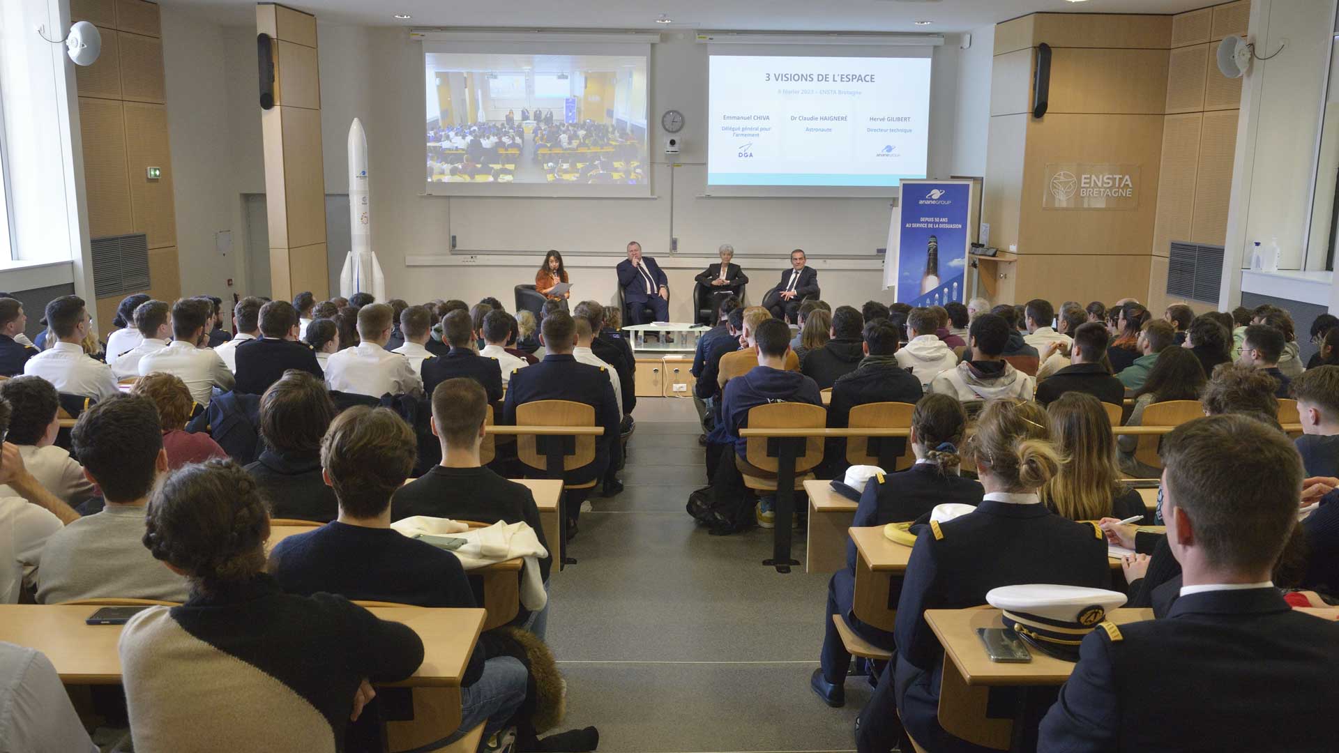 ENSTA Bretagne : table-ronde défense et espace