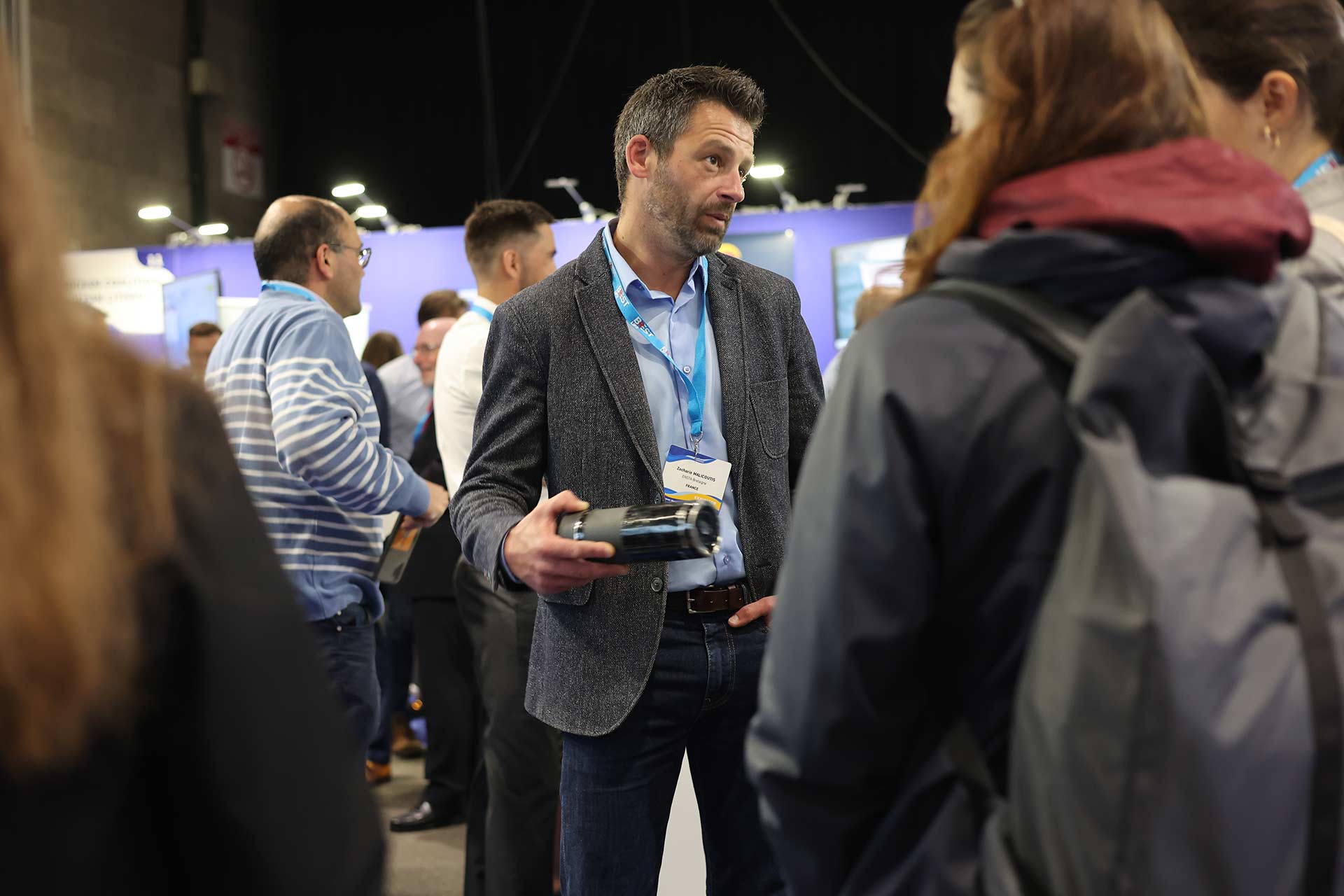 ENSTA Bretagne : personnels sur le stand lors des EMD à Brest 