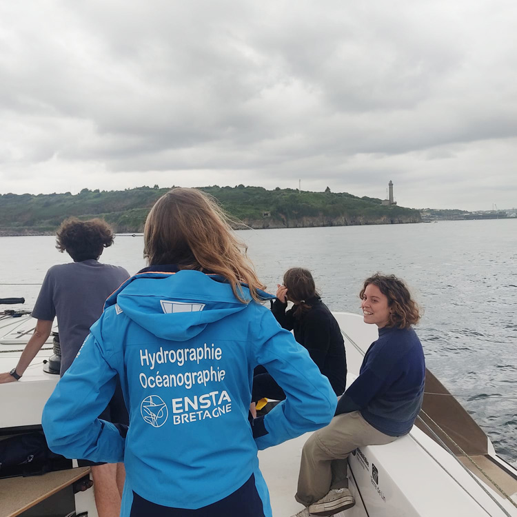 ENSTA Bretagne : école flottante we explore, sortie en mer