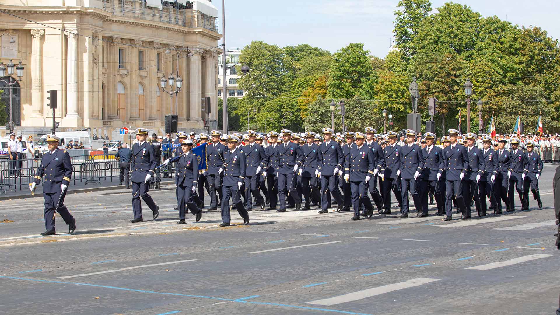 ENSTA Bretagne : Etudiants IETA et DA au Défilé du 14 juillet