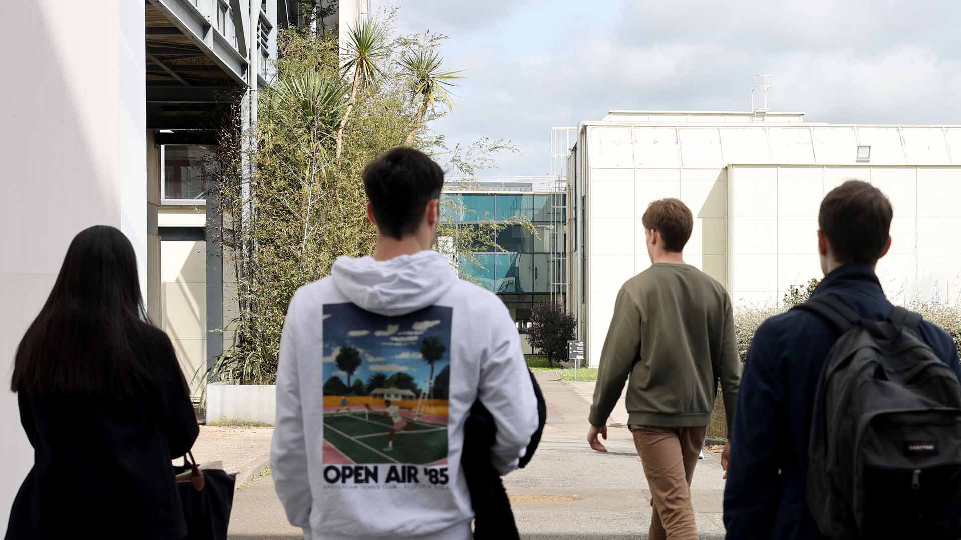 ENSTA Bretagne : Candidats à l'alternance en visite sur le campus