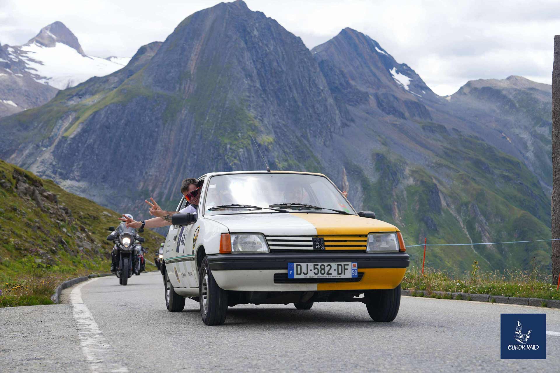 La 205 Kirri des étudiants ENSTA sur les routes européennes