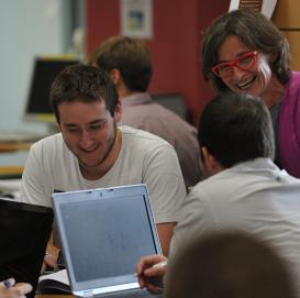 ENSTA Bretagne : ingénierie et sciences de l'entreprise, travail en groupe projet