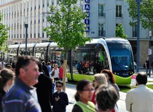 ENSTA Bretagne : Brest et le tram rue de Siam