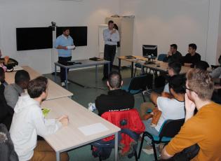 ENSTA Bretagne : les élèves ingénieurs en média training