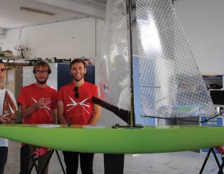 ENSTA Bretagne : équipe ENSTA Bretagne victorieuse à la coupe du monde de robots voiliers WRSC 2018