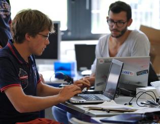 ENSTA Bretagne : travail en groupe projets robotique et systèmes embarqués