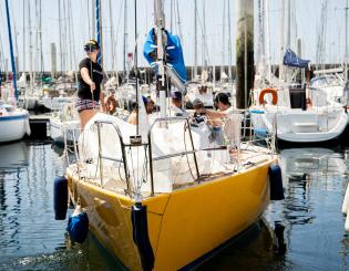 ENSTA Bretagne : sortie en mer pour les étudiants de l'ENSTA Bretagne sur le voilier habitable de l'école