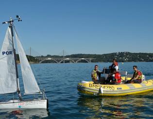 ENSTA Bretagne : WRSC 2013, championnat international de robot voiler à Brest