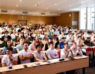 Elèves lors de la rentrée 2025