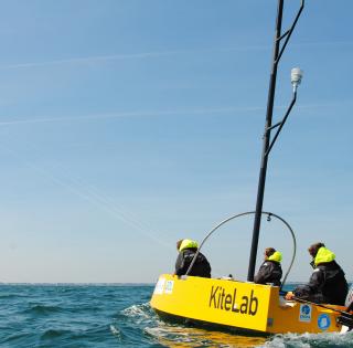 ENSTA Bretagne : projet de recherche Beyond The Sea® de traction des navires par kite, essais en mer