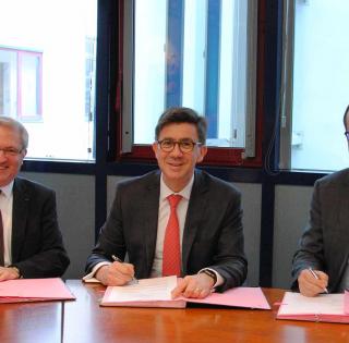ENSTA Bretagne : Signature de la Chaire Transnum qui associe Thales, ENSTA Bretagne et ISEN Yncréa Ouest