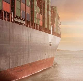 ENSTA Bretagne : navire porte conteneur