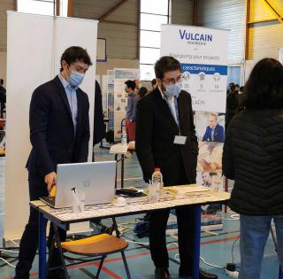 ENSTA Bretagne : Forum entreprises (offres de stages et emplois pour les étudiants et jeunes dipômés)