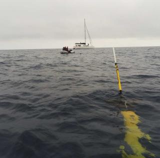 ENSTA Bretagne : déploiement du glider depuis le voilier Skravik dans le Golfe de Gascogne