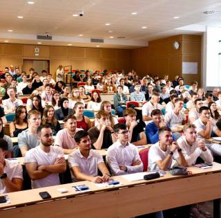 Elèves lors de la rentrée 2025