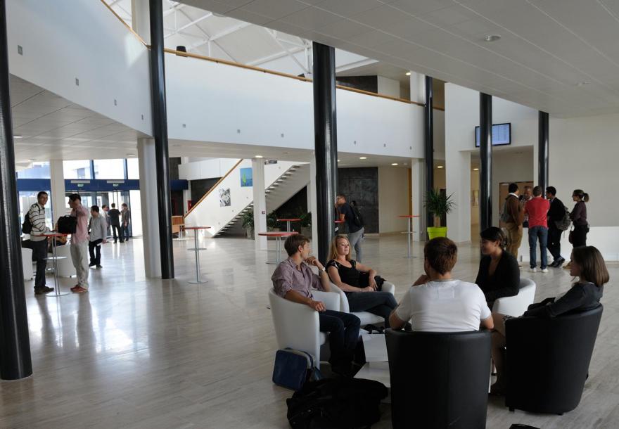 ENSTA Bretagne : Grand hall du campus