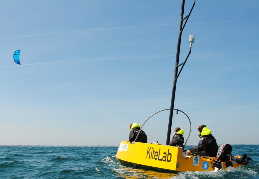 ENSTA Bretagne : projet de recherche Beyond The Sea® de traction des navires par kite, essais en mer